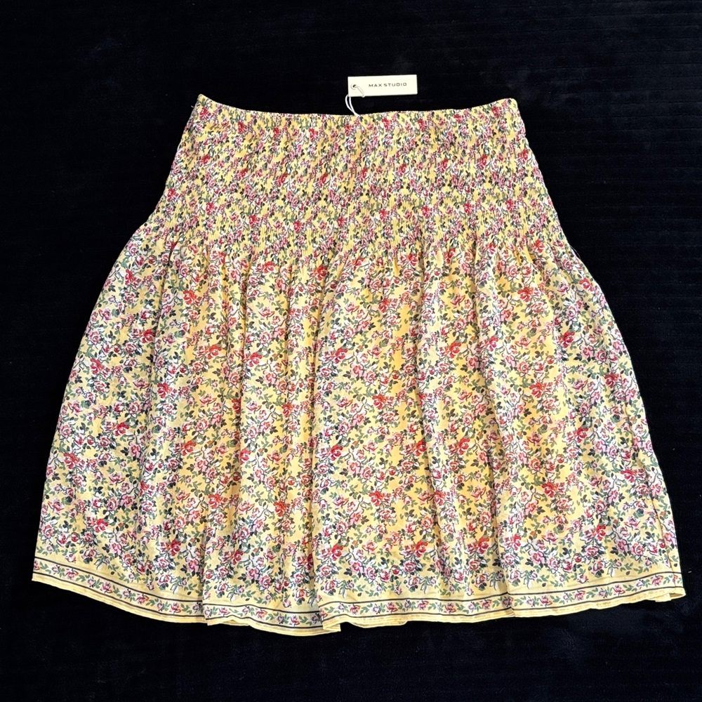 Max Studio Sz S Yellow Floral Smocked Circle Skirt
